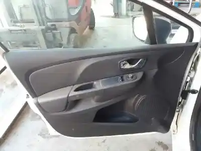 Veículo de Sucata renault clio iv (bh_) 1.5 dci 75 do ano 2001 alimentado k9k612