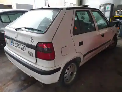 Veículo de Sucata skoda felicia berlina ( 791) lx do ano 1998 alimentado 135b