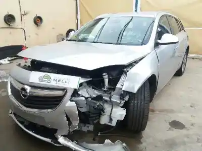 Veículo de Sucata opel insignia sports tourer selective do ano 2001 alimentado a20dte
