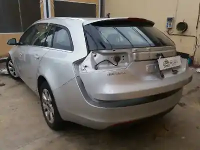 Veículo de Sucata opel insignia sports tourer selective do ano 2001 alimentado a20dte