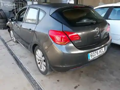 Здавання транспортного засобу opel astra j lim. enjoy року 2011 потужний a17dtr