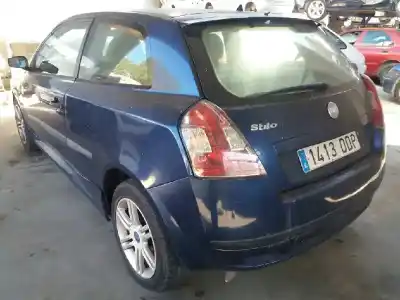 Veicolo di demolizione fiat stilo (192) 1.4 dell'anno 2004 alimentato 843a1000