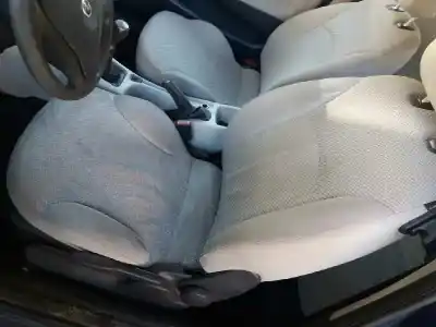 Veicolo di demolizione fiat stilo (192) 1.4 dell'anno 2004 alimentato 843a1000