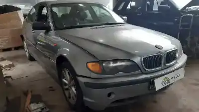 Sloopvoertuig bmw serie 3 berlina (e46) 320d van het jaar 2003 aangedreven 204d4