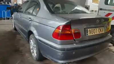 Sloopvoertuig bmw serie 3 berlina (e46) 320d van het jaar 2003 aangedreven 204d4