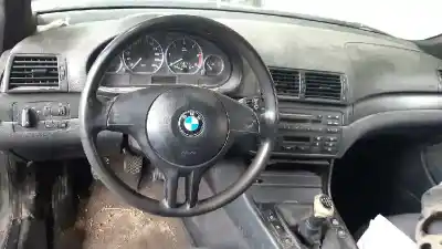 Sloopvoertuig bmw serie 3 berlina (e46) 320d van het jaar 2003 aangedreven 204d4