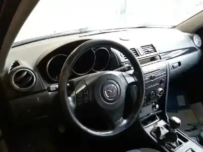 Veículo de Sucata mazda 3 berlina (bk) 1.6 vvt active do ano 2003 alimentado z6