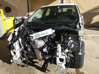 Veículo de Sucata citroen c4 lim. business do ano 2001 alimentado 5fsep6c