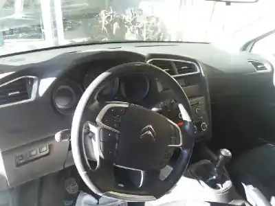 Veículo de Sucata citroen c4 lim. business do ano 2001 alimentado 5fsep6c