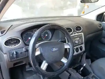 Veículo de Sucata ford focus berlina (cap) trend do ano 2007 alimentado kkda