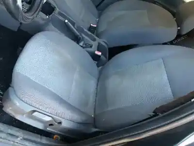 Veículo de Sucata ford focus berlina (cap) trend do ano 2007 alimentado kkda