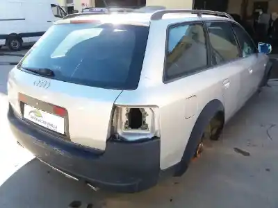 Veicolo di demolizione audi allroad quattro (4b5) 2.7 t dell'anno 2000 alimentato are