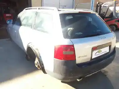 Veicolo di demolizione audi allroad quattro (4b5) 2.7 t dell'anno 2000 alimentato are