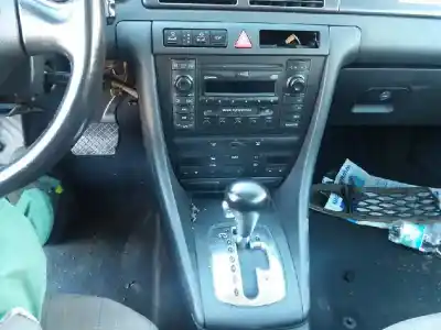 Veicolo di demolizione audi allroad quattro (4b5) 2.7 t dell'anno 2000 alimentato are