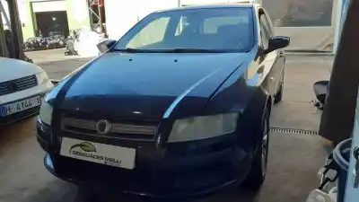 Veículo de Sucata fiat stilo (192) 1.4 do ano 2001 alimentado 843a1000