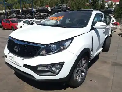 Verschrottungsfahrzeug kia sportage emotion 4x2 des jahres 2001 angetrieben d4fd