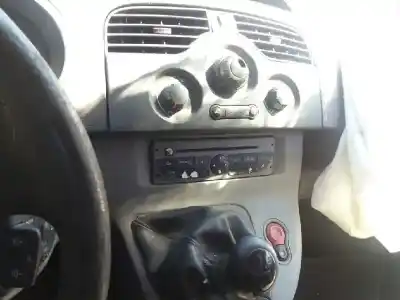 Veículo de Sucata renault kangoo profesional do ano 2010 alimentado k9k802