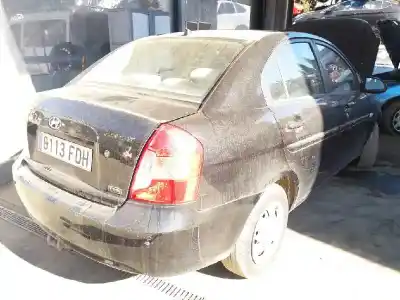 Sloopvoertuig hyundai accent (mc) gl crdi van het jaar 2006 aangedreven d4fa