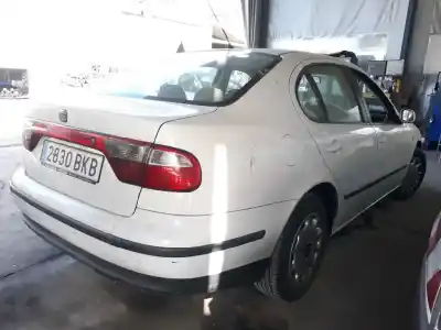 Veículo de Sucata seat toledo (1m2) stella do ano 2001 alimentado ahf