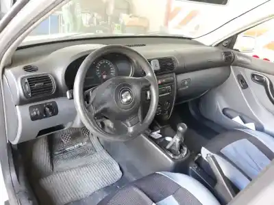 Veículo de Sucata seat toledo (1m2) stella do ano 2001 alimentado ahf