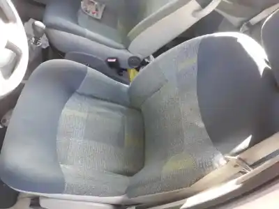 Scrapping Vehicle renault scenic (ja..) 1.6 16v authentique (ja0b/11) of the year 2001 powered g/k4m a7