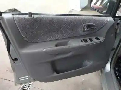 Vehicul casat mazda premacy (cp) 1.9 (cp8w) al anului 2001 alimentat fp