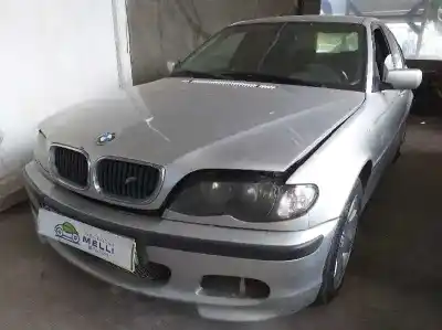 Sloopvoertuig BMW SERIE 3 BERLINA (E46) 320d van het jaar 2001 aangedreven 204D4