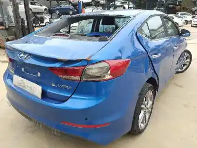 Veículo de Sucata hyundai elantra (md) klass 132 cv / 97 kw do ano 2001 alimentado g4fg