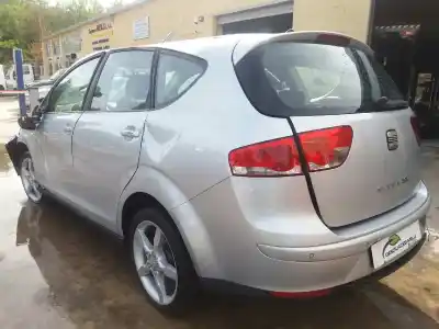 Scrapping Vehicle SEAT ALTEA XL (5P5, 5P8) 2.0 TDI 16V of the year 2008 powered BKD