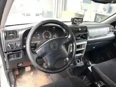 Здавання транспортного засобу opel frontera b (u99) 2.2 i (6b_zc, 6b_vf, 6b_66, 6b_76) року 2000 потужний y22se