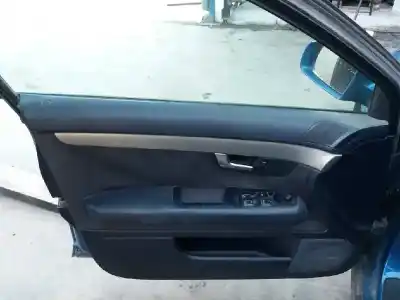 Scrapping Vehicle audi a4 berlina (8e) 2.5 v6 24v tdi of the year 2001 powered ake