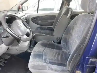 Scrapping Vehicle renault scenic (ja..) 1.9 d rt 64 cv / 47 kw of the year 2000 powered f8q790