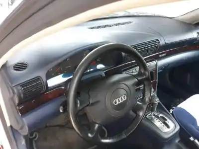 Veículo de Sucata audi a4 berlina (b5) 2.8 quattro do ano 2003 alimentado ack