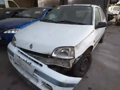 Здавання транспортного засобу RENAULT CLIO I FASE I+II (B/C57) 1.2 року 2001 потужний G-E7F