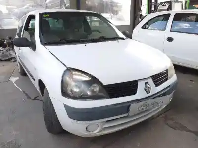 Veículo de Sucata renault clio ii fase ii (b/cb0) base authentique 65 cv / 48 kw do ano 2002 alimentado k9k704