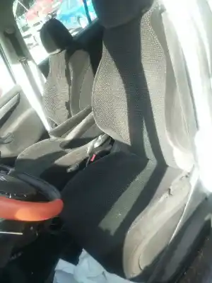 Здавання транспортного засобу CITROEN                                            C4 GRAND PICASSO I (UA_)                                                                                                                                                                                                                                   2.0 HDI 138                                                                                                                                                                                                                                                року 2006 потужний RHJ