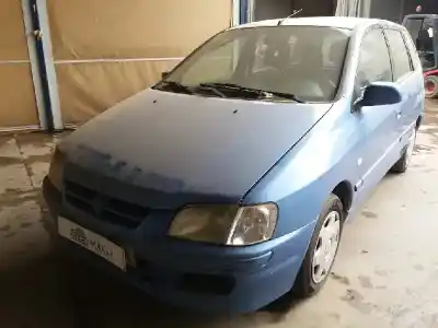 Verschrottungsfahrzeug MITSUBISHI SPACE GEAR 2.5 Turbodiesel des Jahres 2002 angetrieben 