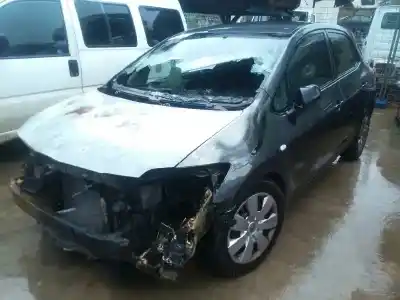 Здавання транспортного засобу TOYOTA AURIS Luna+ року 2008 потужний 1NDTV