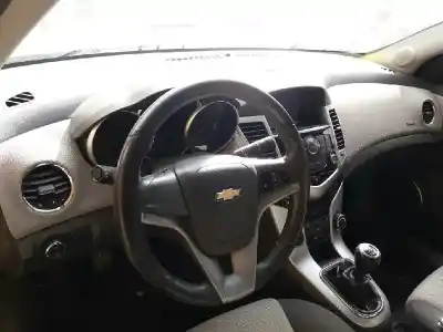 Veículo de Sucata chevrolet cruze lt do ano 2001 alimentado z20s1