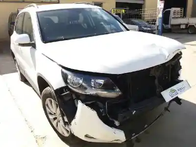 Veicolo di demolizione volkswagen tiguan (5n2) t1 bluemotion dell'anno 2001 alimentato cffb