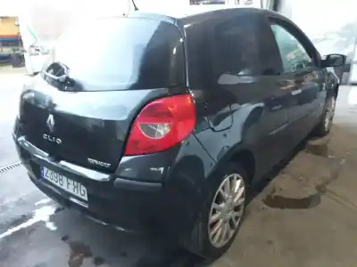 Veículo de Sucata renault clio iii imusic confort dynamique do ano 2006 alimentado k4j780