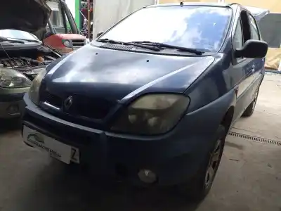 Scrapping Vehicle renault scenic rx4 (ja0) 1.9 dci salomon of the year 2001 powered f9q732