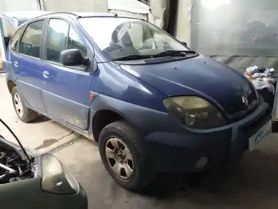 Scrapping Vehicle renault scenic rx4 (ja0) 1.9 dci salomon of the year 2001 powered f9q732