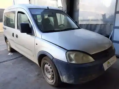 Veículo de Sucata opel combo familiar do ano 2002 alimentado y17dt