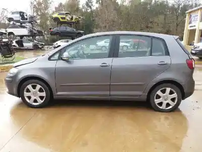 Scrapping Vehicle volkswagen golf plus (5m1) highline of the year 2006 powered bxe