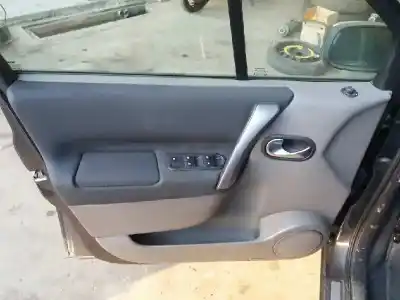 Vehicul casat renault scenic iii dynamique al anului 2007 alimentat k9k732