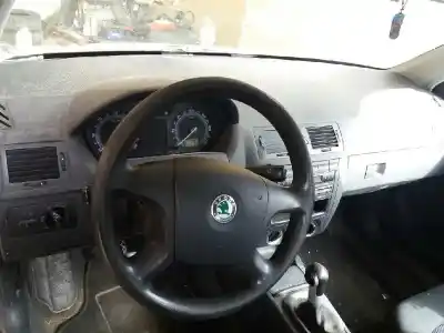 Scrapping Vehicle skoda fabia familiar (6y5) comfort of the year 2006 powered bnv