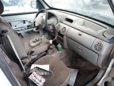 Здавання транспортного засобу renault kangoo (f/kc0) ice року 2001 потужний k9k700 Здавання транспортного засобу renault kangoo (f/kc0) ice року 2001 потужний k9k700