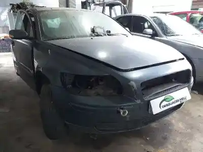 Veículo de Sucata volvo s40 berlina 2.0 d kinetic do ano 2004 alimentado d4204t