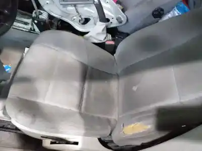 Veículo de Sucata volvo s40 berlina 2.0 d kinetic do ano 2004 alimentado d4204t
